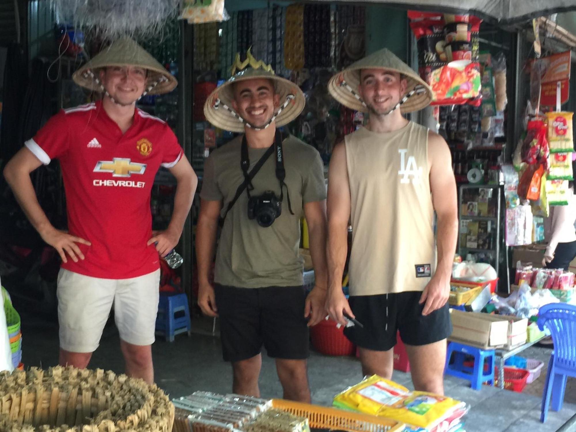 Mekong Farmstay Cantho - C.R Floating Market Can Tho Bagian luar foto