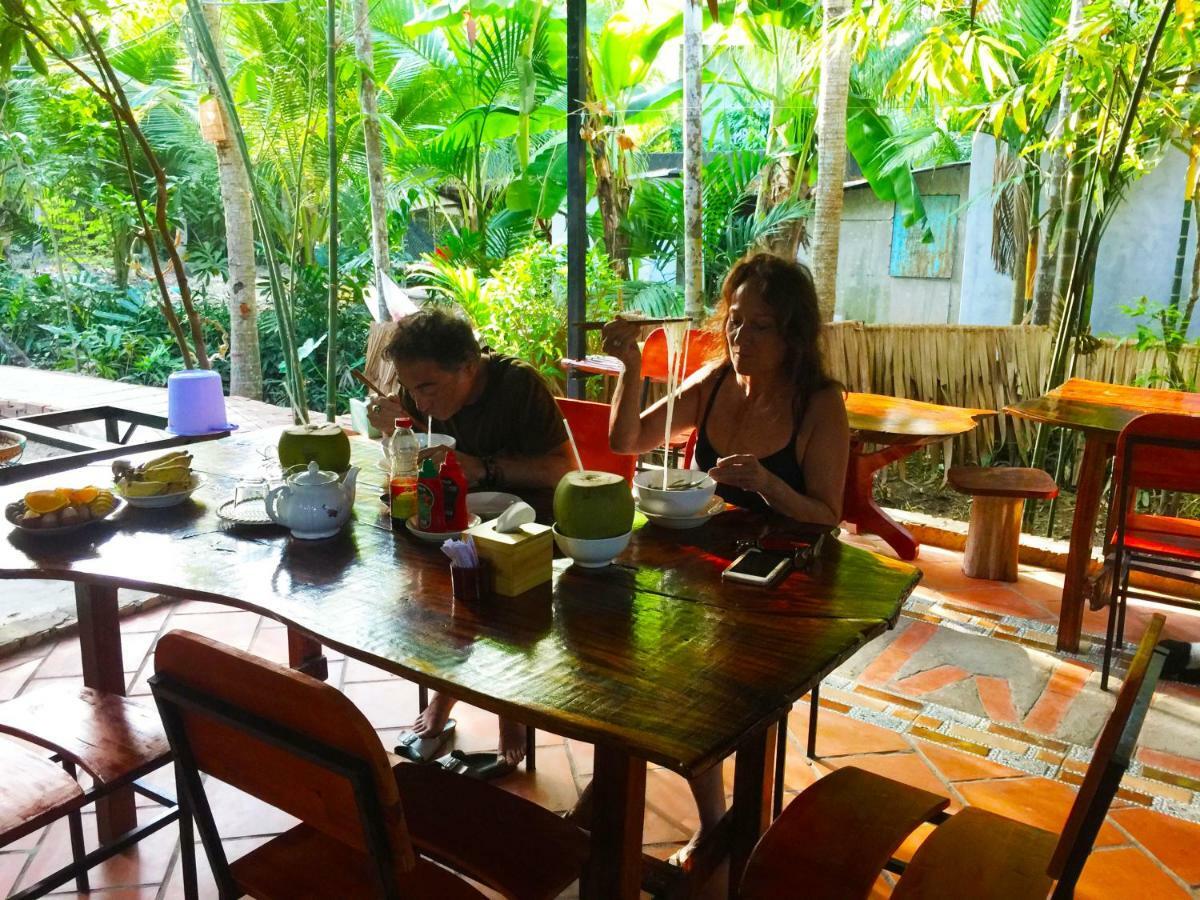 Mekong Farmstay Cantho - C.R Floating Market Can Tho Bagian luar foto