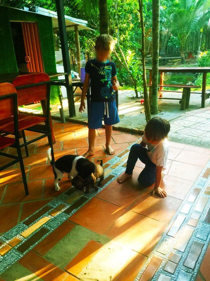 Mekong Farmstay Cantho - C.R Floating Market Can Tho Bagian luar foto